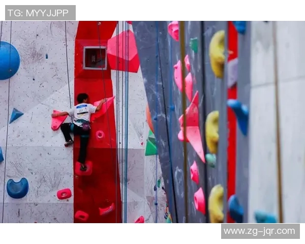 上海攀岩队在全国攀岩耐力排行榜中荣获第七名的佳绩引发关注