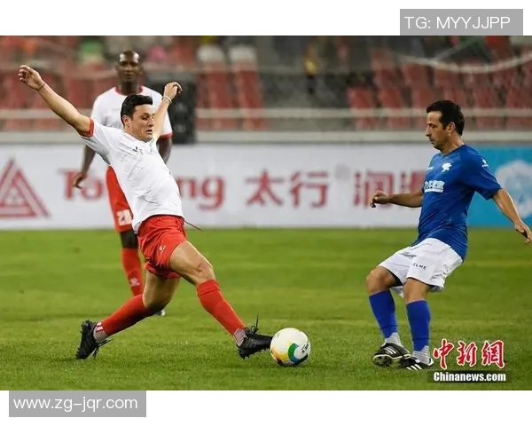 与足球明星面对面交流的精彩英语对话全记录 与足球明星面对面交流的精彩英语对话全记录